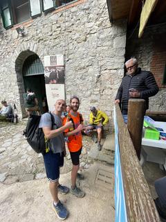 Edoardo Illica e Davide Manzella partiti da Piacenza a piedi, qui al loro arrivo in Rifugio